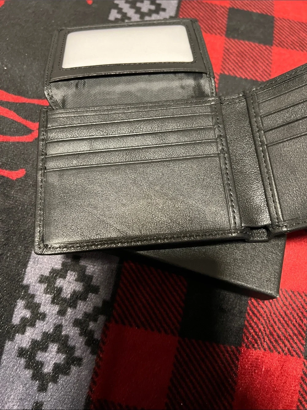 Black Leather Men's Wallet - Sleek Bi-Fold Card & Key Holder